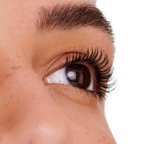 Beyond Lash Volumizing Mascara 8 g