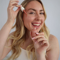 Invisible Illumination Liquid Blush Pink Blossom 15ml