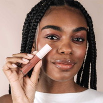 Glossy Lip Tint Plumping Tinted Lip Oil Blackberry Smash 34g