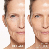 RevitalEssence Skin Glow Foundation 30 ml – 320