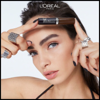 Infaillible Brows 24H Volumizing Mascara 5 ml – 1,0 Ebony