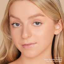 Super Smoother Blurring Skin Tint 30 ml – Cool Light