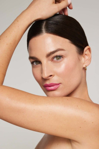 Colorluxe Hydrating Cream Lipstick 2 g – Peony