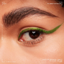 Vivid Rich Mechanical Liner 0,28 g ─ It's Giving Jade 09
