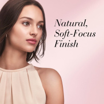 FF Skincaring Pressed Powder 10 g ─ Light