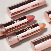 Satin Lipstick 3 g ─ Soft Brown