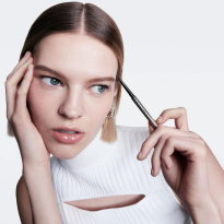 Pro Brow Definer 1 mm 0,03 g – Fling