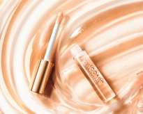 Lustre Lip Oil 6 ml – Queen Bee Nude